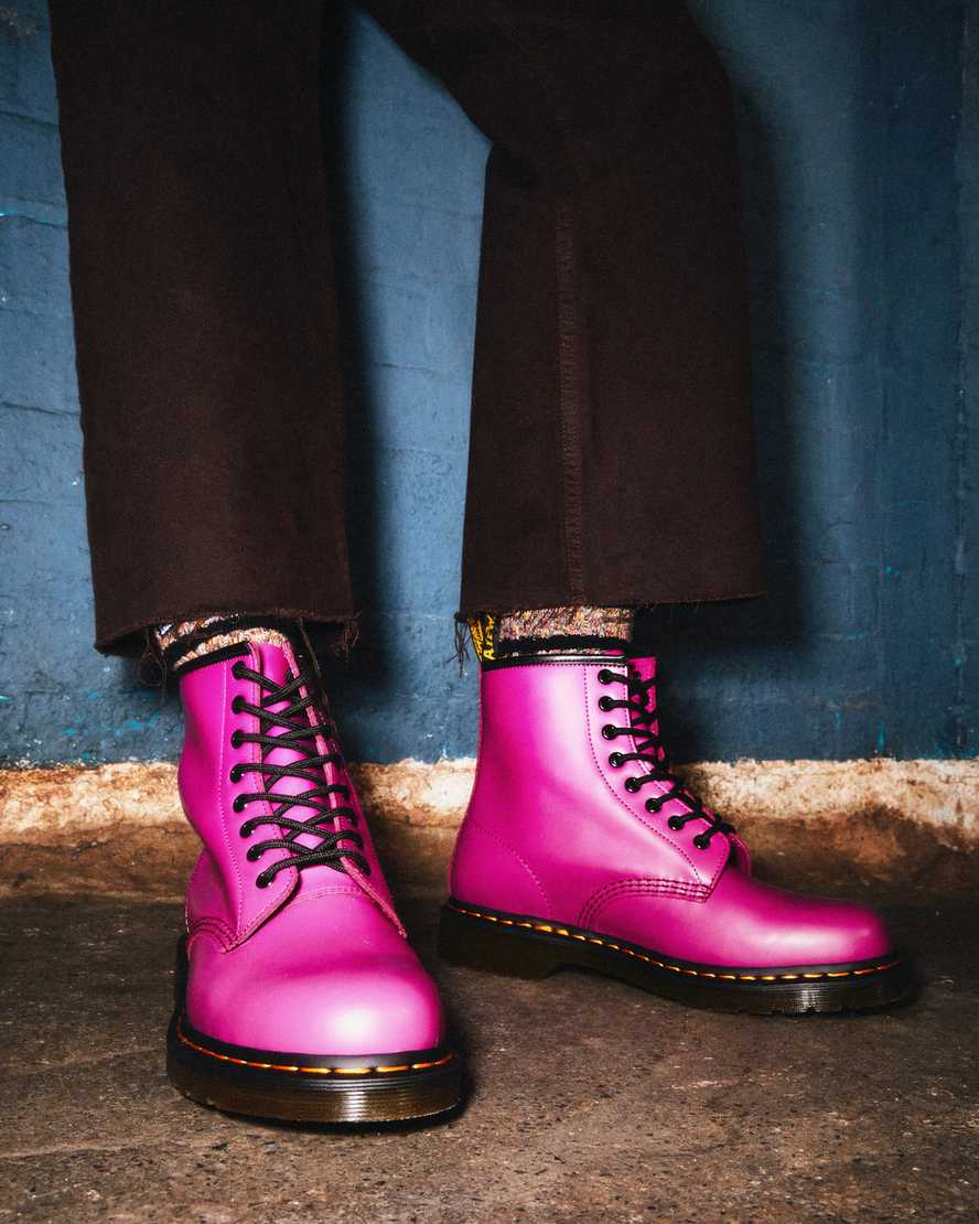 pinkfarbene dr. martens 1460 smooth herren-schnürstiefel