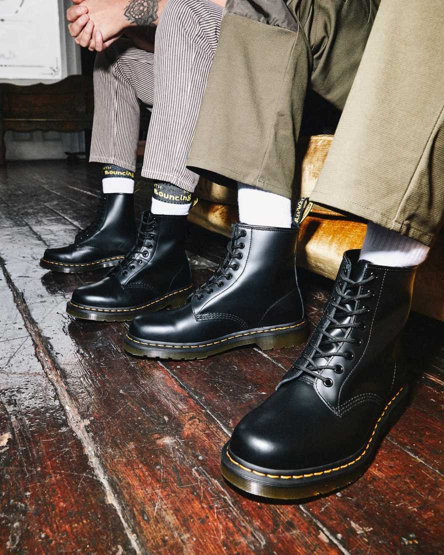 schwarze dr. martens 1460 smooth herren-schnürstiefel