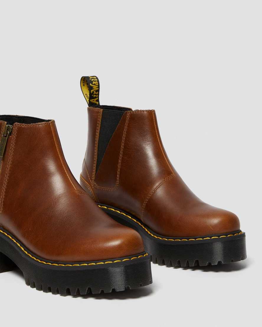 braune dr. martens rometty ii chelsea boots für damen