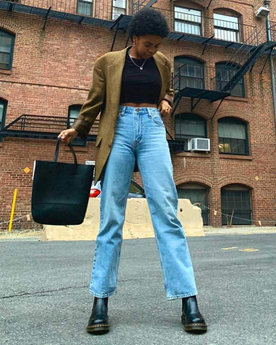 schwarze dr. martens 2976 chelsea boots mit gelben nähten für damen