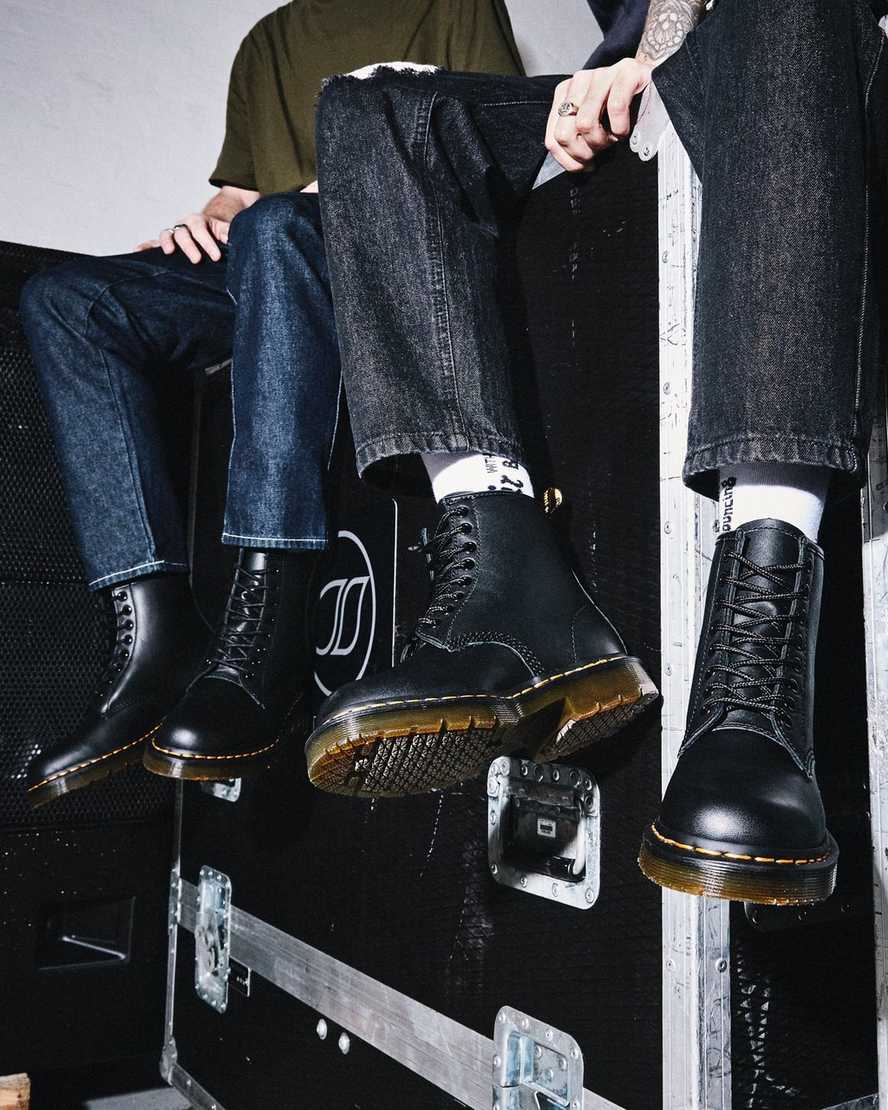 schwarze dr. martens 1460 rutschfeste schnürstiefel für damen