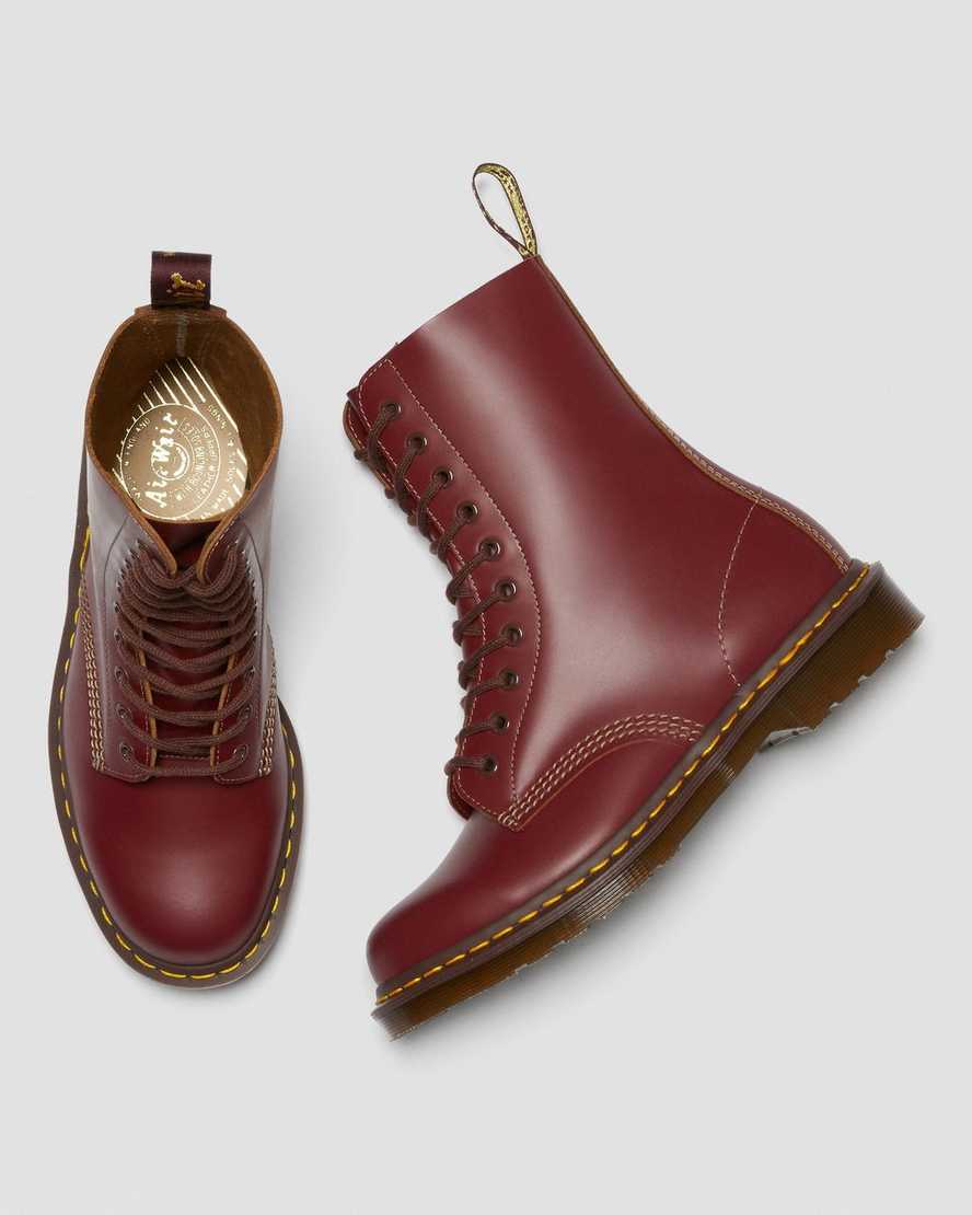 rote dr. martens 1490 vintage damenstiefel hergestellt in england mittelhoch