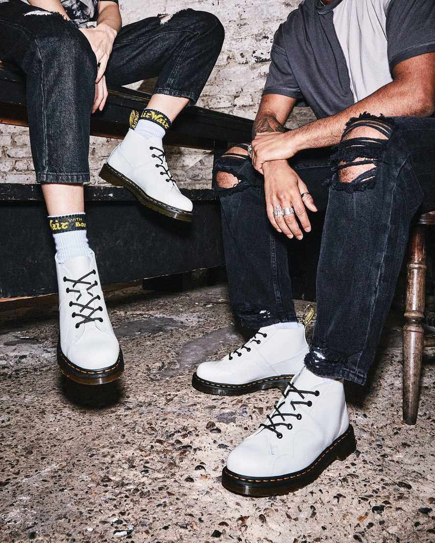 weiße dr. martens church smooth damen-monkey-boots