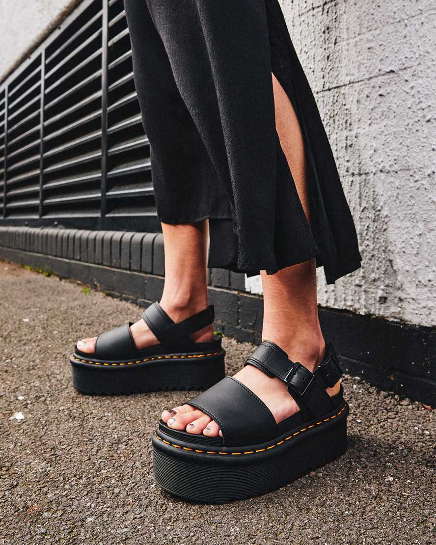 schwarze dr. martens voss strap plateau-sandalen für damen