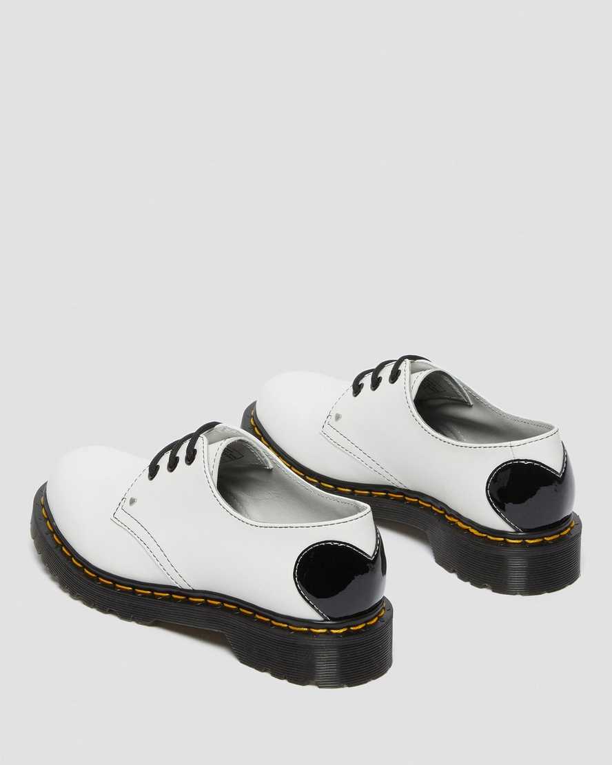 weiße und schwarze dr. martens 1461 hearts glatt- und lackleder damen-oxfordschuhe